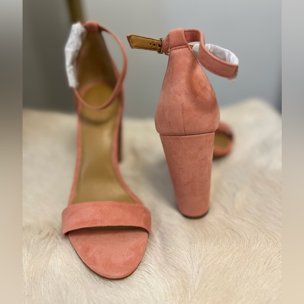 NEW SANDALS 👡 - Picture 2 of 7